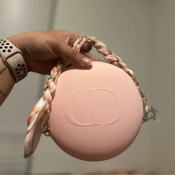 Dior Beaute Iconic Makeup Bundle NEW in Box - Picture 3 of 13